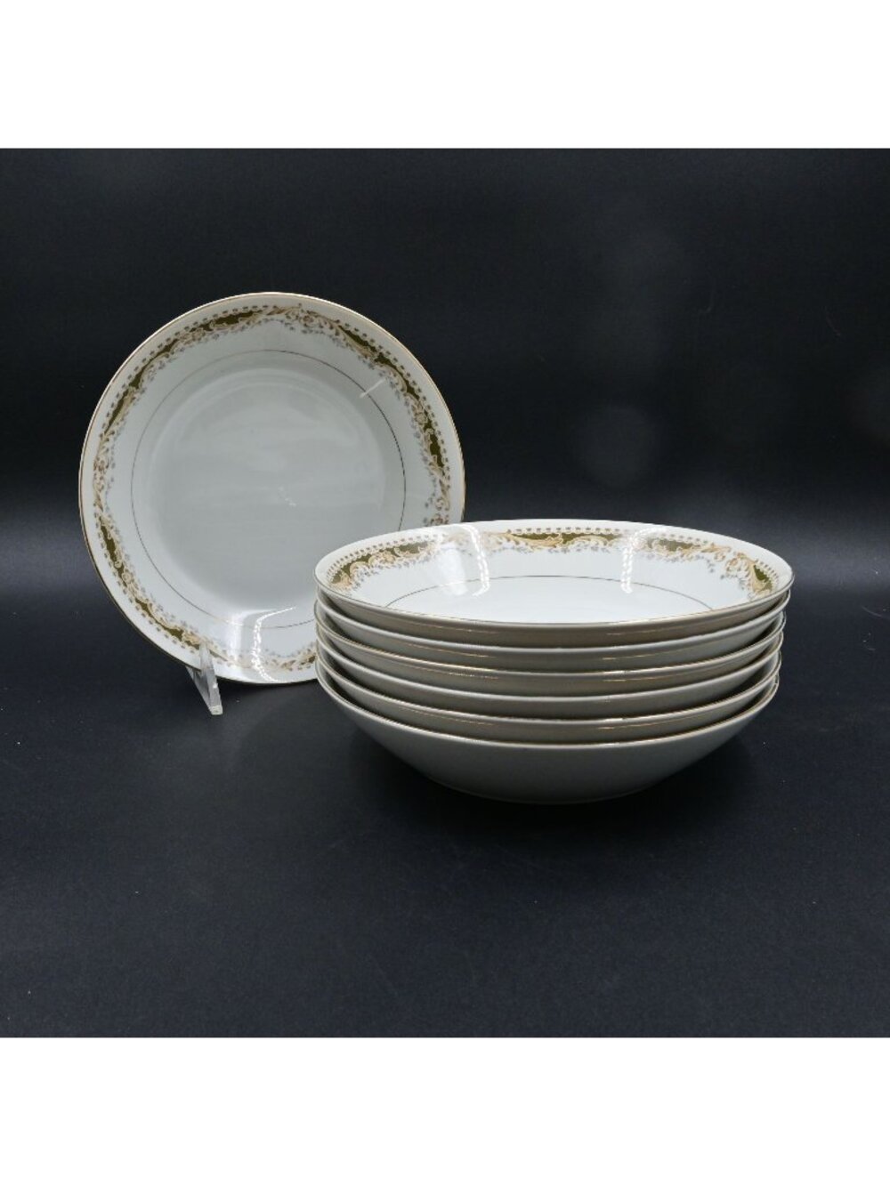 Signature Queen Anne Fine China 7.5" Soup Salad Bowls Plates Lot of 7 Japan